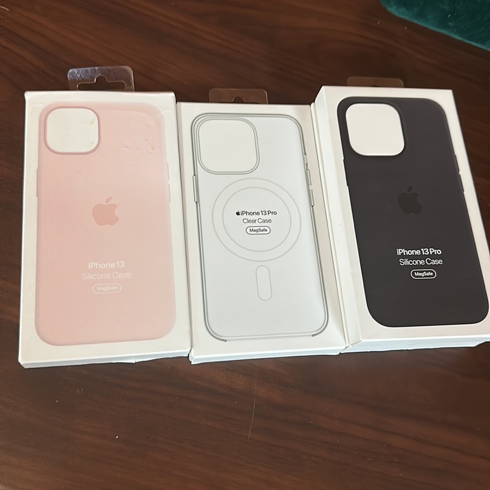iPhone 13 Pro Apple MagSafe silicone cases
